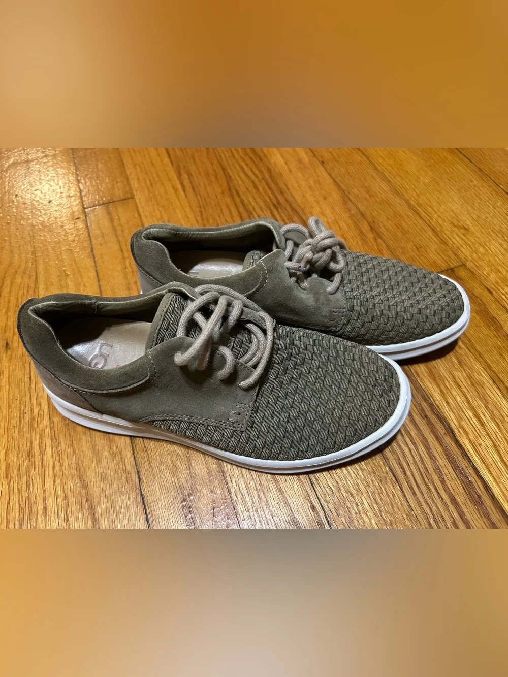 UGG energ Treadlite Olive 2 Tone Suede Weaved Laceup Sneakers Mens US Size 7